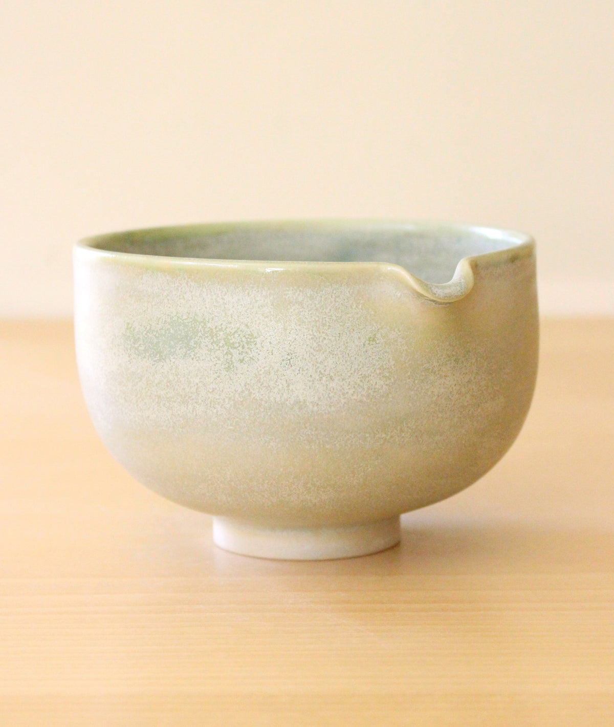 Soft Green | Porcelain + Stoneware Blend Matcha Bowl